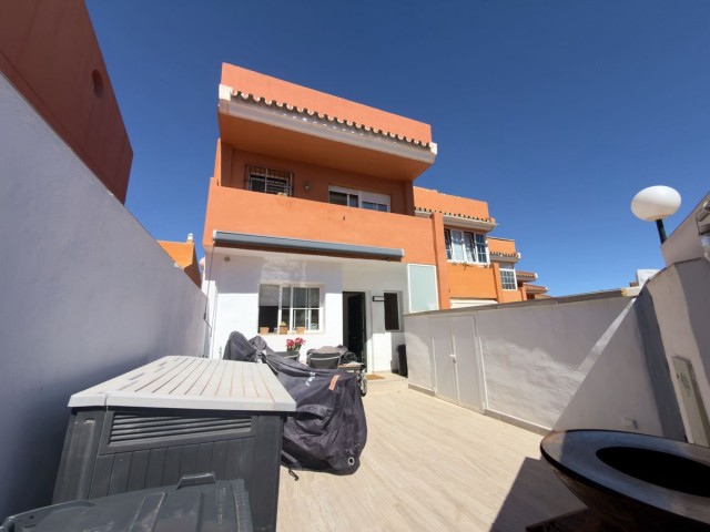 2 Bedrooms Townhouse in Benalmadena