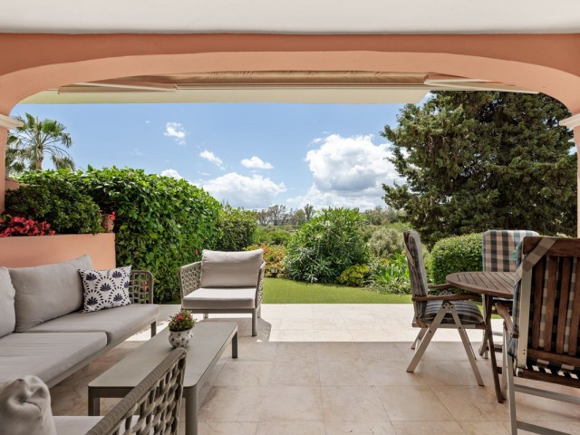 Appartement avec 2 Chambres  à Estepona
