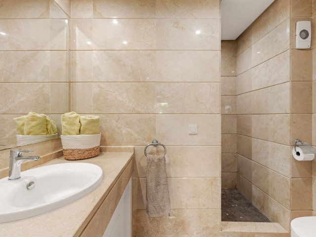 Appartement avec 2 Chambres  à Estepona