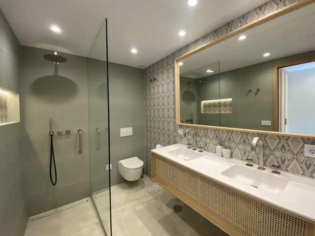 3 Bedrooms Apartment in Puerto Banús