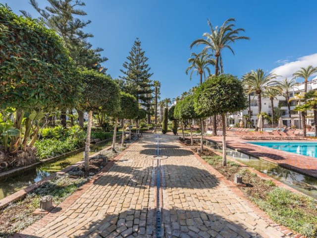 3 Bedrooms Apartment in Puerto Banús