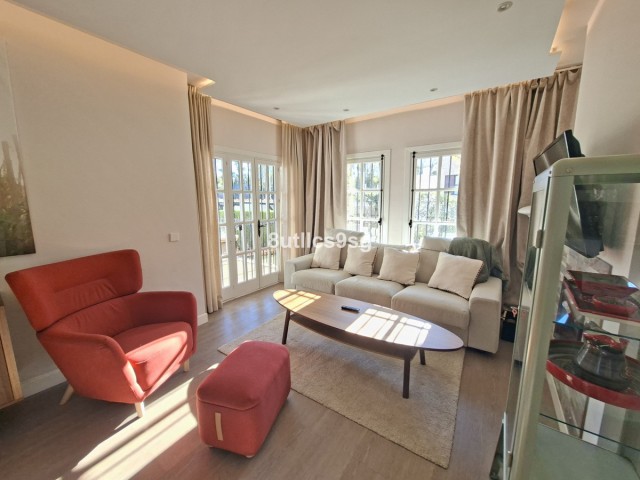 3 Soveroms Leilighet i Nueva Andalucía