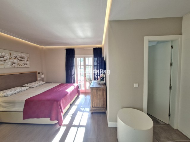 3 Soveroms Leilighet i Nueva Andalucía