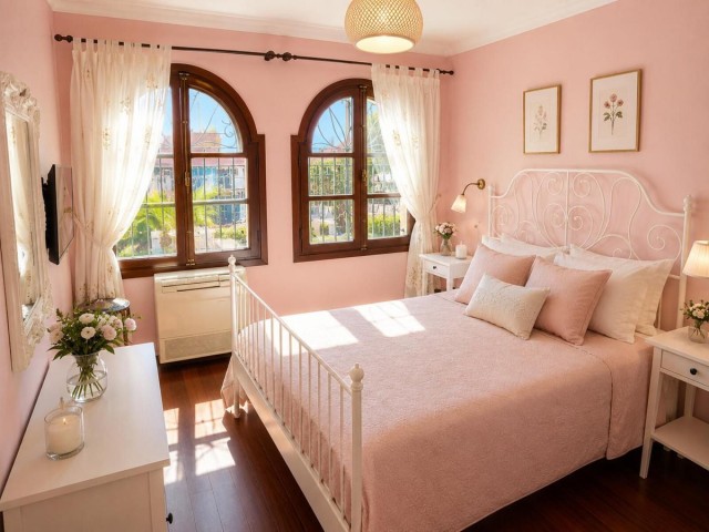 6 Bedrooms Townhouse in Fuengirola