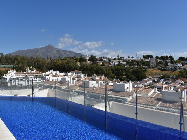 3 Soveroms Leilighet i Nueva Andalucía