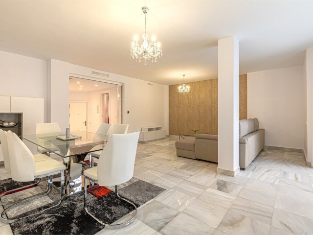 2 Slaapkamer Rijtjeshuis in Nueva Andalucía