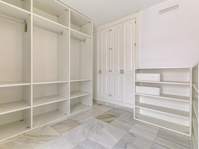 2 Slaapkamer Rijtjeshuis in Nueva Andalucía