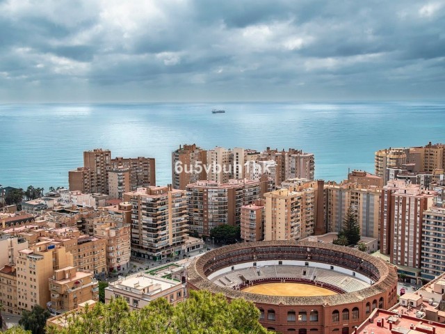 Kommerziell in Málaga