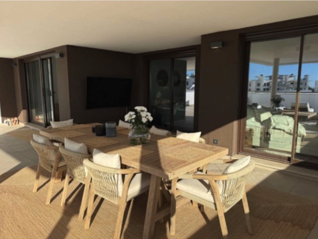 Appartement avec 3 Chambres  à Estepona