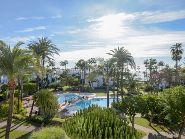 Appartement avec 2 Chambres  à Estepona