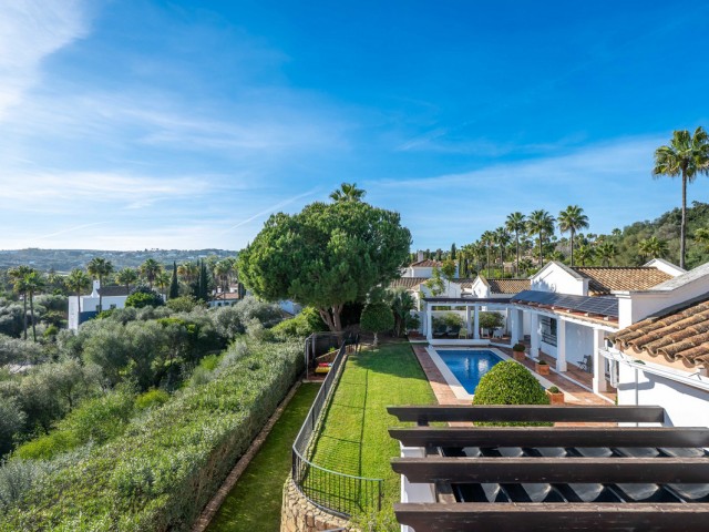 6 Bedrooms Villa in Sotogrande