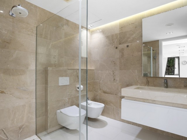 5 Schlafzimmer Villa in Nueva Andalucía