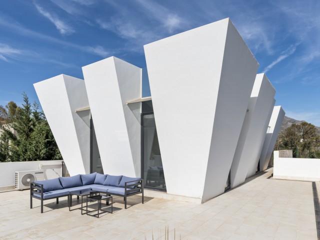 5 Schlafzimmer Villa in Nueva Andalucía