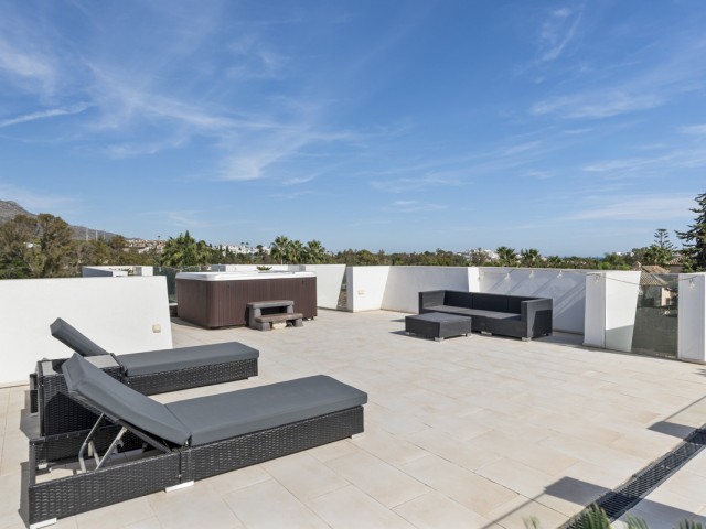 5 Schlafzimmer Villa in Nueva Andalucía