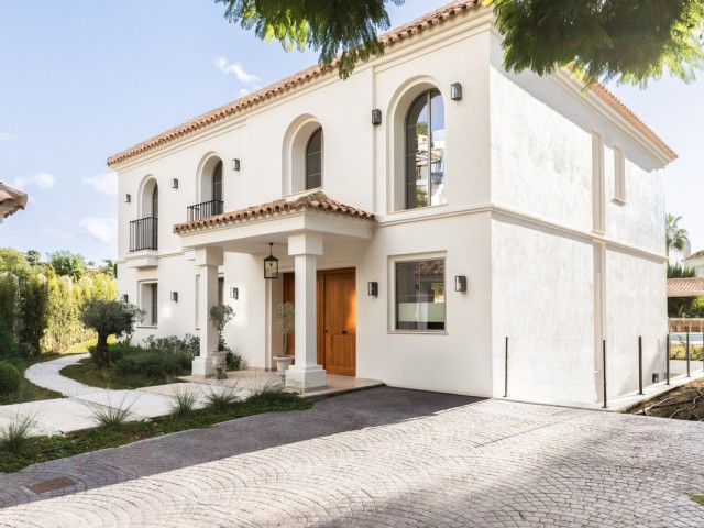 4 Bedrooms Villa in Los Arqueros