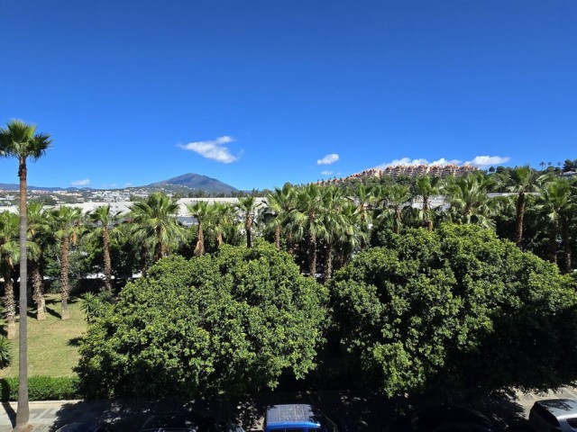 3 Schlafzimmer Apartment in Nueva Andalucía