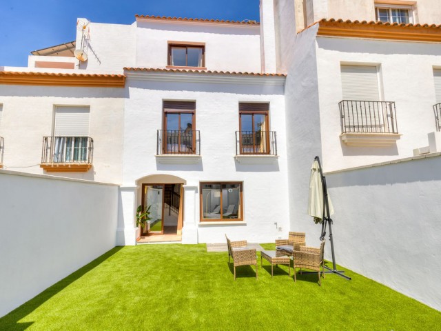 5 Schlafzimmer Reihenhaus in Casares Playa