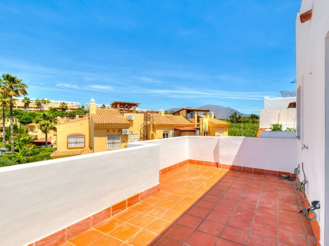 5 Schlafzimmer Reihenhaus in Casares Playa