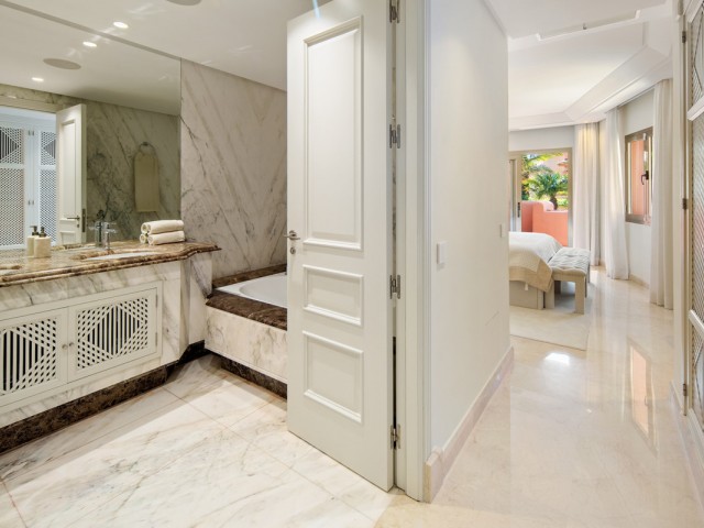3 Bedrooms Apartment in Marbella