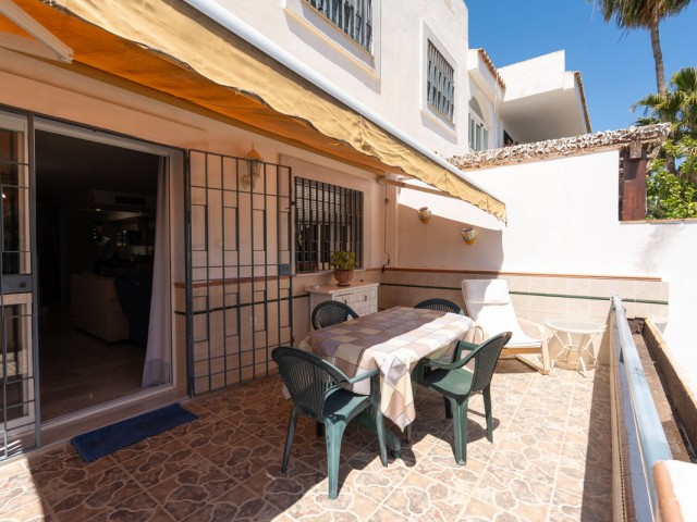 3 Schlafzimmer Reihenhaus in Nueva Andalucía