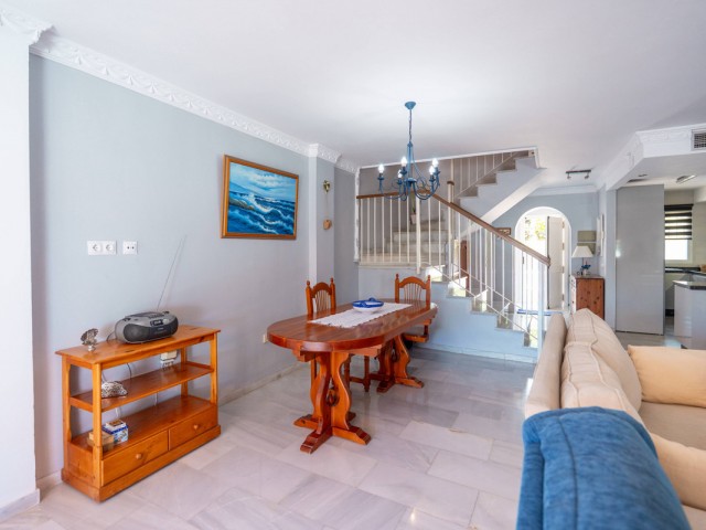 3 Schlafzimmer Reihenhaus in Nueva Andalucía