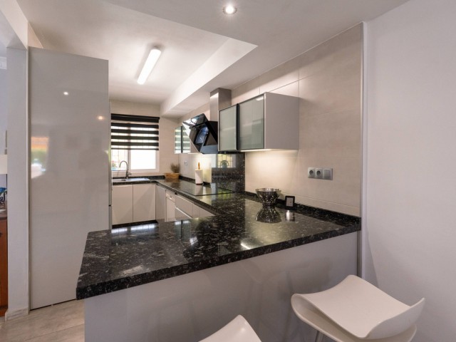 3 Schlafzimmer Reihenhaus in Nueva Andalucía