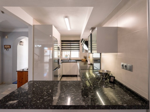 3 Schlafzimmer Reihenhaus in Nueva Andalucía