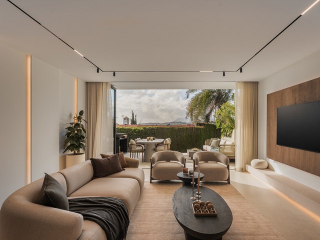 3 Schlafzimmer Reihenhaus in Nueva Andalucía