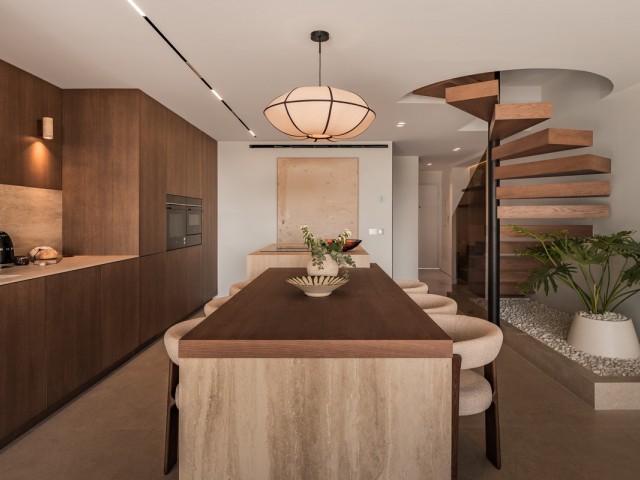 3 Schlafzimmer Reihenhaus in Nueva Andalucía