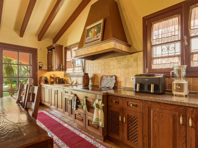 6 Schlafzimmer Villa in Guadalmina Alta
