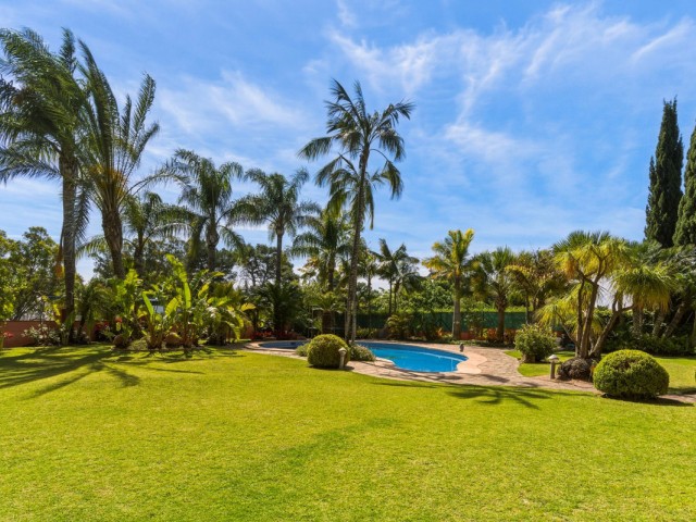 6 Schlafzimmer Villa in Guadalmina Alta