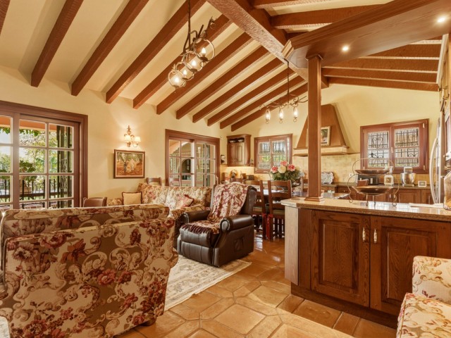 6 Schlafzimmer Villa in Guadalmina Alta