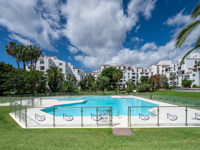 3 Bedrooms Apartment in Puerto Banús