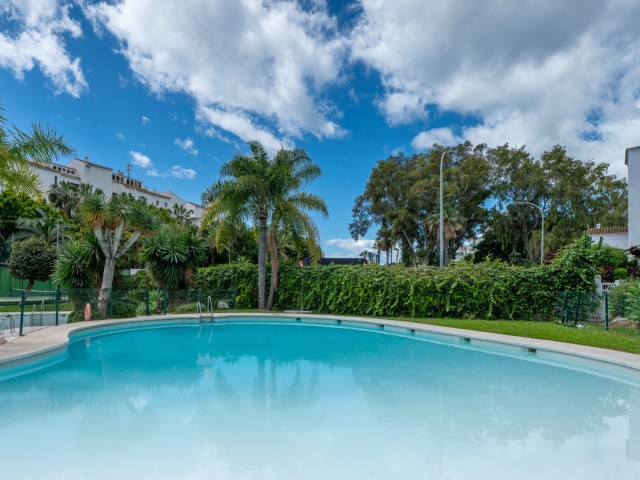 3 Bedrooms Apartment in Puerto Banús