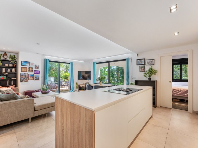 3 Bedrooms Apartment in Puerto Banús