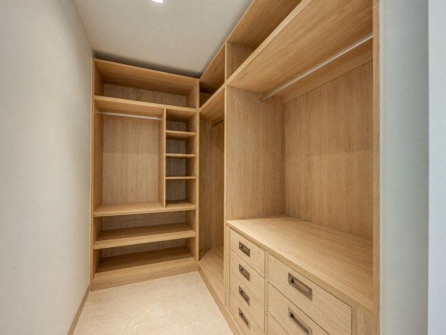3 Bedrooms Apartment in Puerto Banús