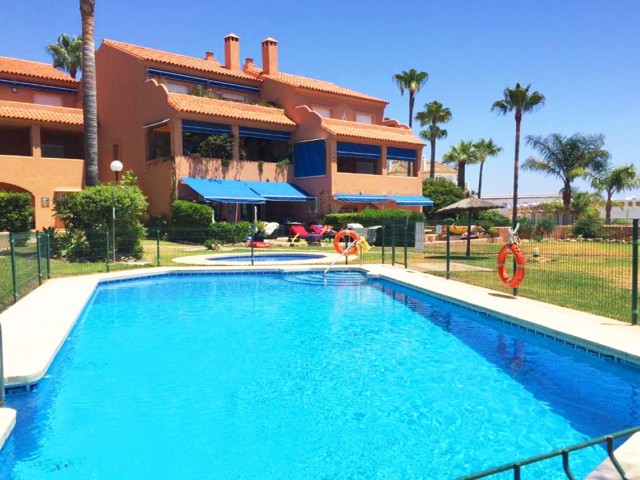 Appartement avec 2 Chambres  à Estepona