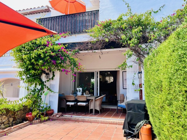 Maison mitoyenne El Paraiso - R5384656