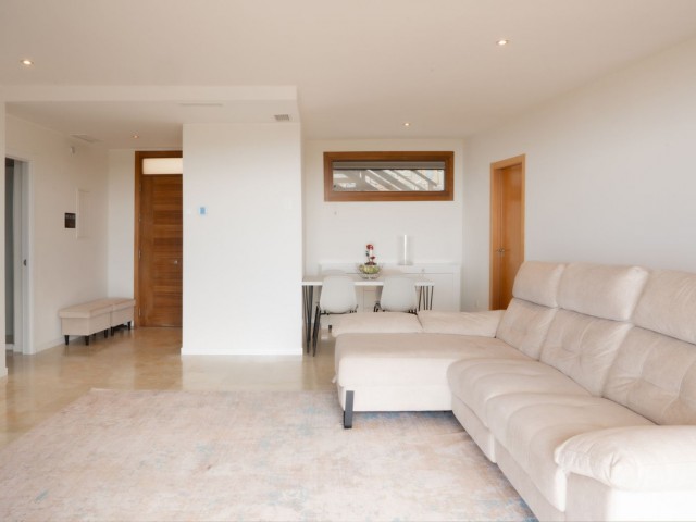 3 Bedrooms Apartment in Altos de los Monteros