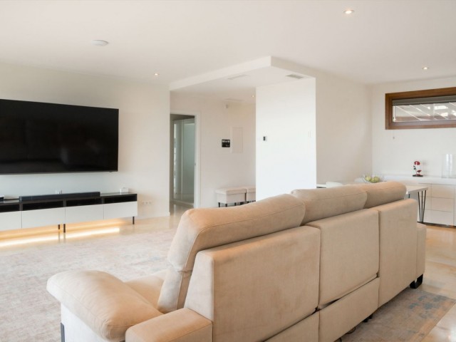 3 Bedrooms Apartment in Altos de los Monteros