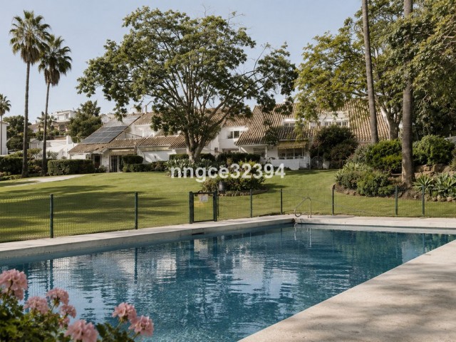 3 Schlafzimmer Reihenhaus in Nueva Andalucía