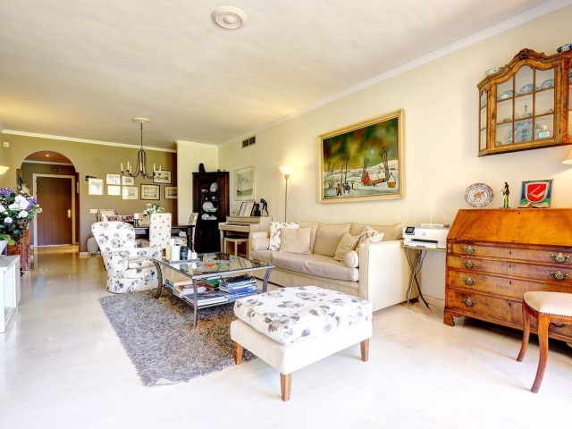 Leilighet, El Paraiso, R5386717
