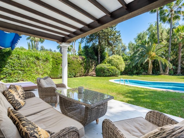 3 Schlafzimmer Villa in Nueva Andalucía