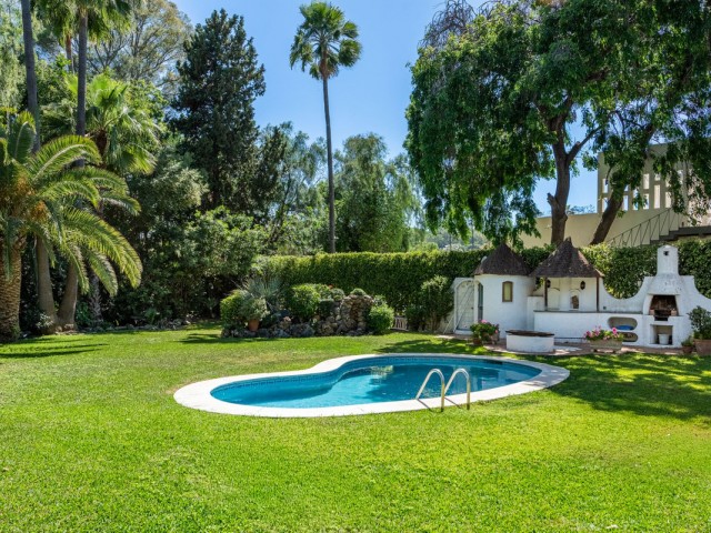 3 Schlafzimmer Villa in Nueva Andalucía