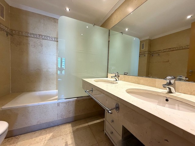 2 Schlafzimmer Apartment in San Pedro de Alcántara