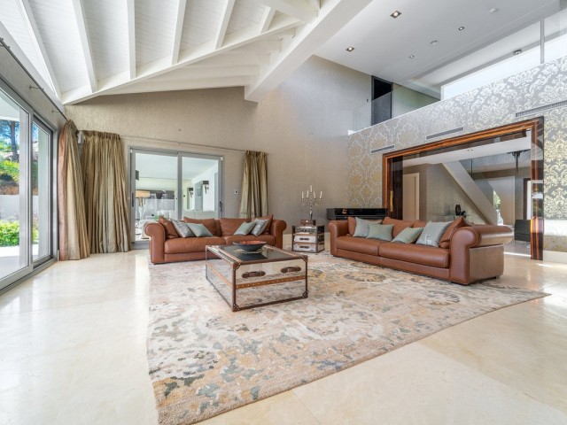 7 Bedrooms Villa in Sotogrande
