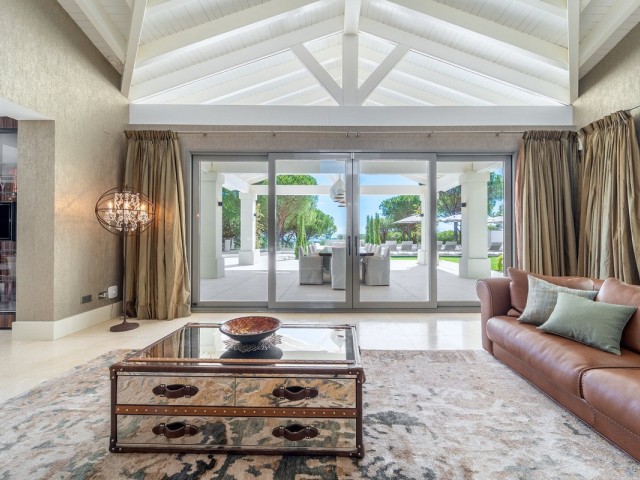 7 Bedrooms Villa in Sotogrande