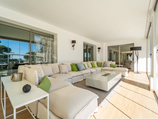 7 Bedrooms Villa in Sotogrande