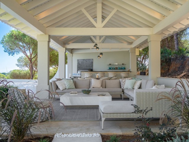 7 Bedrooms Villa in Sotogrande