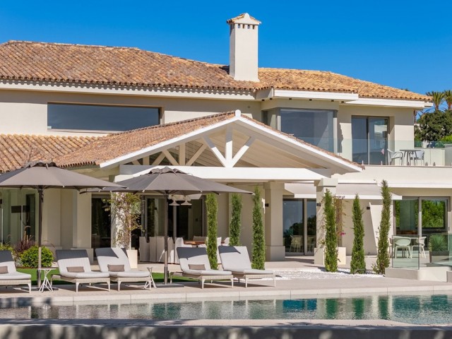 7 Bedrooms Villa in Sotogrande